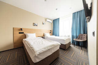 Гостиница Полёт Красноярск 3-местный номер-2