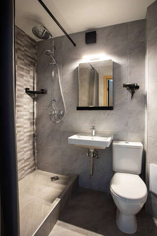 Гостиница Полёт Красноярск 3-местный номер-14