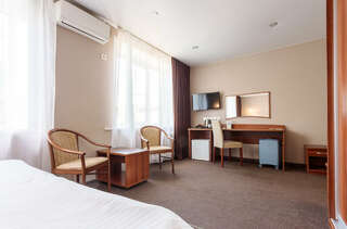 Гостиница Полёт Красноярск Комфорт - 1 комнатный с 2х.сп.кроватью-11