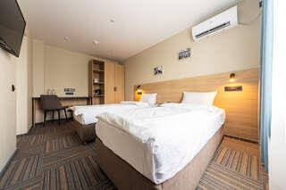 Гостиница Полёт Красноярск 3-местный номер-7