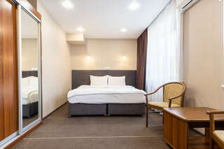 Гостиница Полёт Красноярск Комфорт - 1 комнатный с 2х.сп.кроватью-1